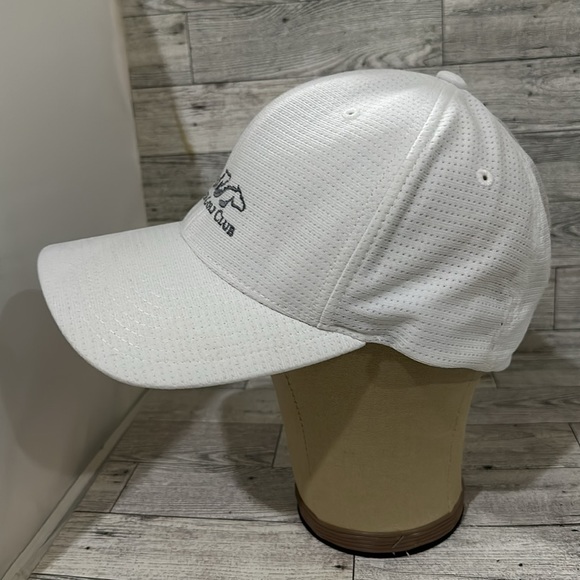 Travis Mathew white fitted golf baseball cap hat size small/ medium - Picture 2 of 6